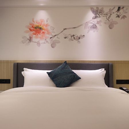 Paco Hotel Guangzhou Jiangtai Road Metro Branch Eksteriør billede