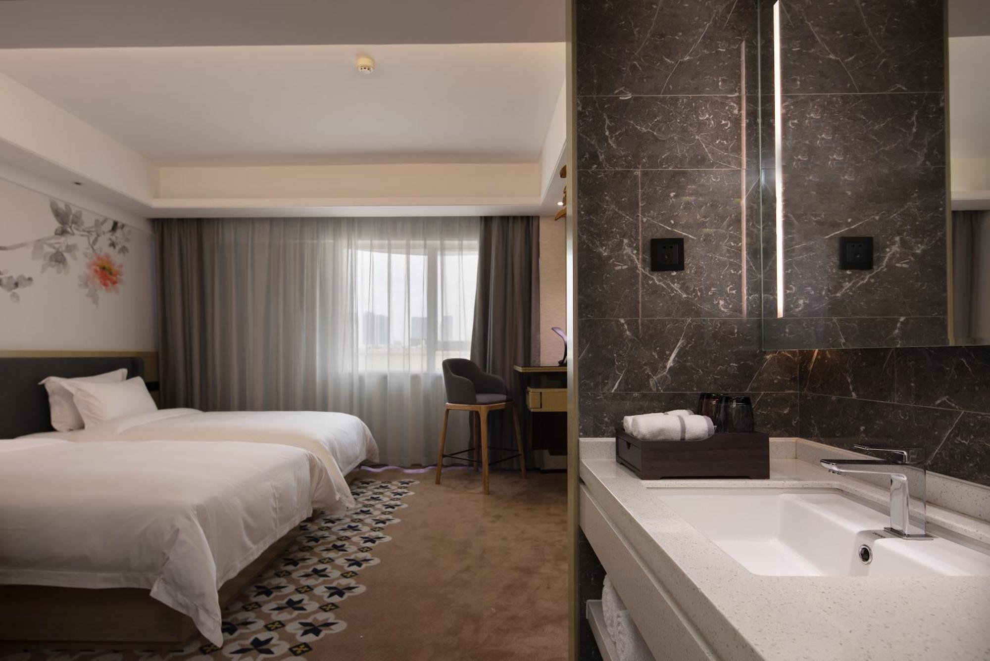 Paco Hotel Guangzhou Jiangtai Road Metro Branch Eksteriør billede