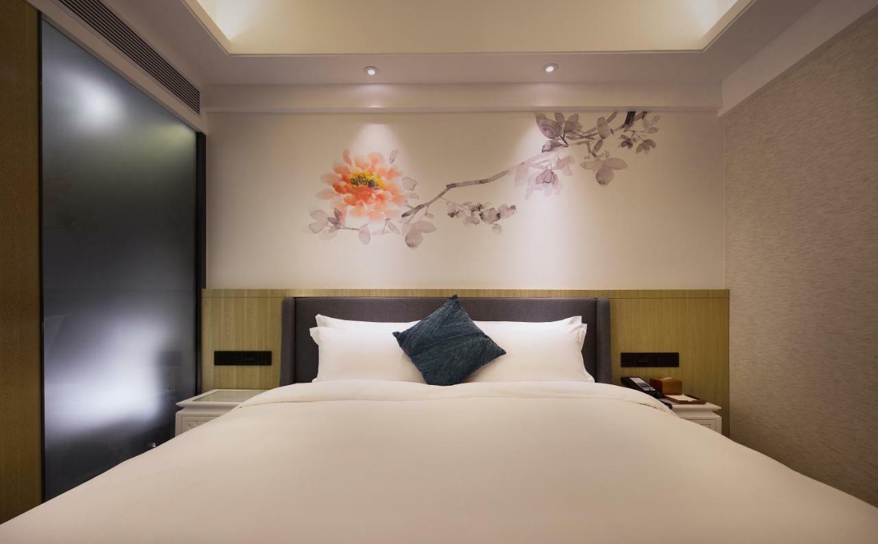 Paco Hotel Guangzhou Jiangtai Road Metro Branch Eksteriør billede